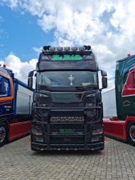 assen the riddle truck